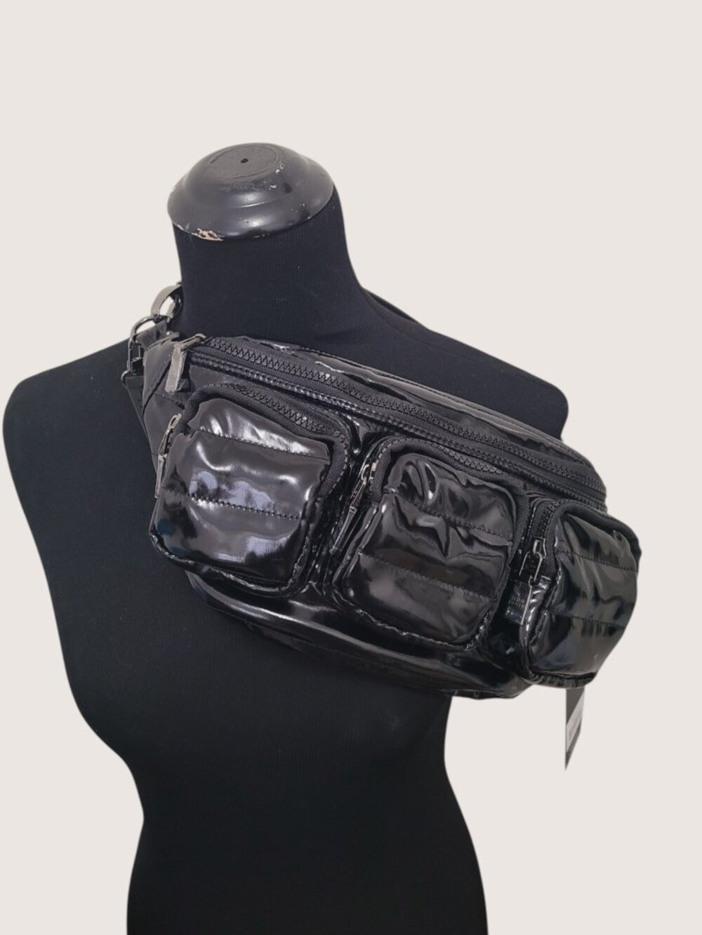 THINK ROYLN Lady Cargo Bum Bag Pearl Black NWT - Picture 4 of 10
